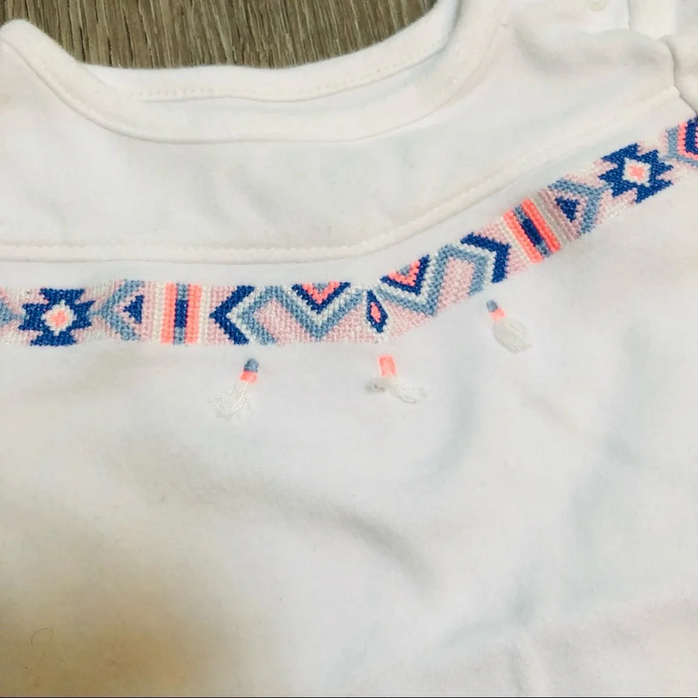 CARTERS SOUTHWESTERN PRINT OUTFIT PURPLE WHITE 6MO